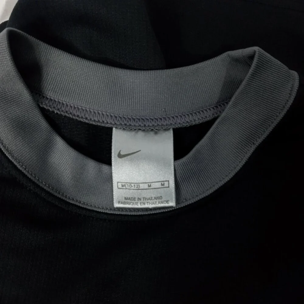 NIKE Gray Black Polyester Padded Elbow Performance Jersey Shirt Boys Size Medium
